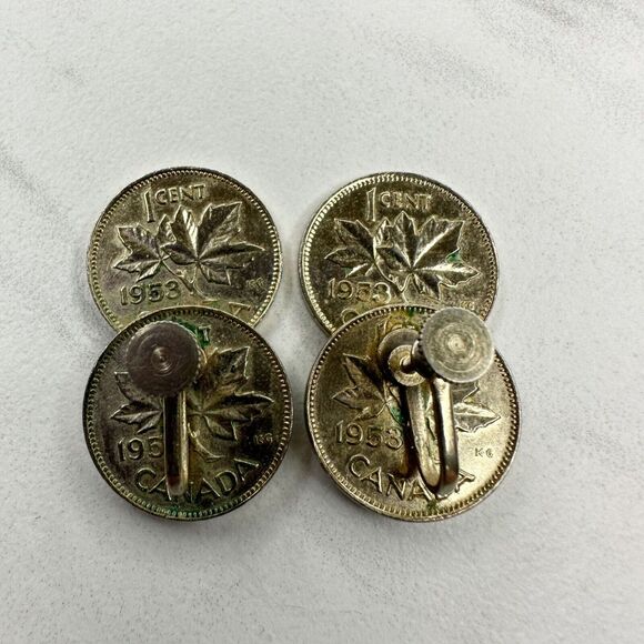 Vintage Queen Elizabeth 1953 1 Cent Canadian Coin Earrings Pair Screw Back - Picture 3 of 10